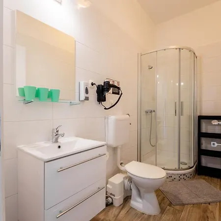 Beautiful View Duna Apartment