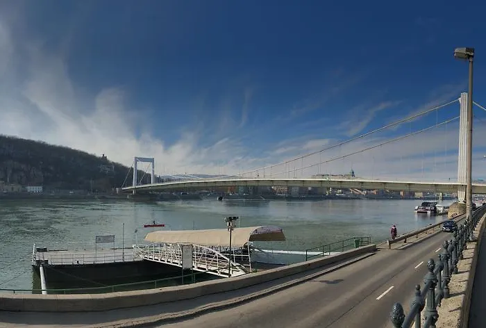 Beautiful View Duna *